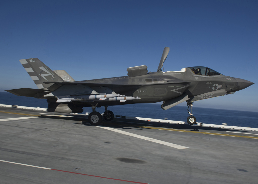 Ασκήσεις βολών F-35B Lightning II από το USS America – Έτσι θα κάνει και η Τουρκία με το TCG Anadolu (φωτό, βίντεο)