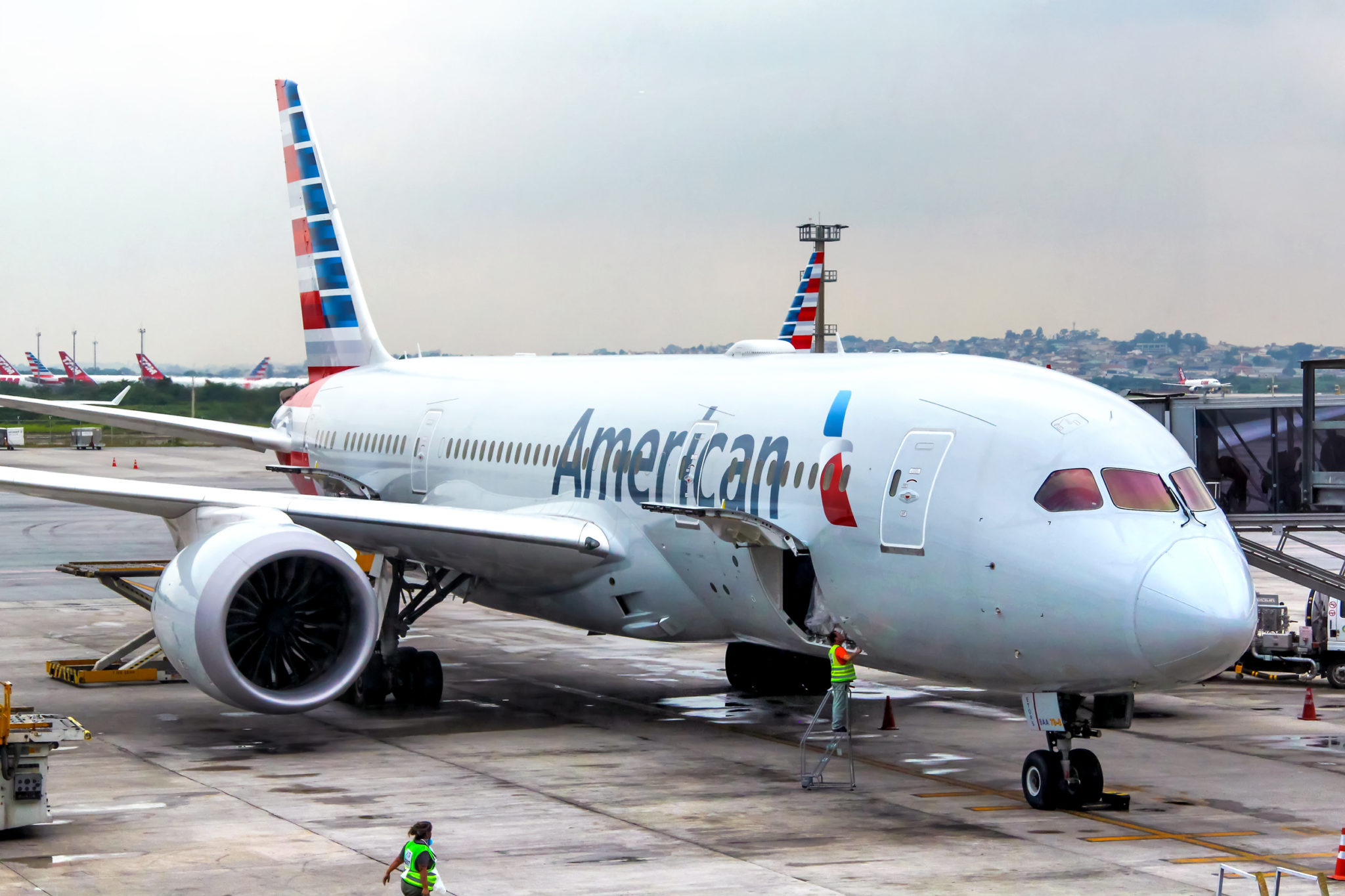 Δεν πετάει η American Airlines σε Βενεζουέλα: Ανέστειλε τις πτήσεις της