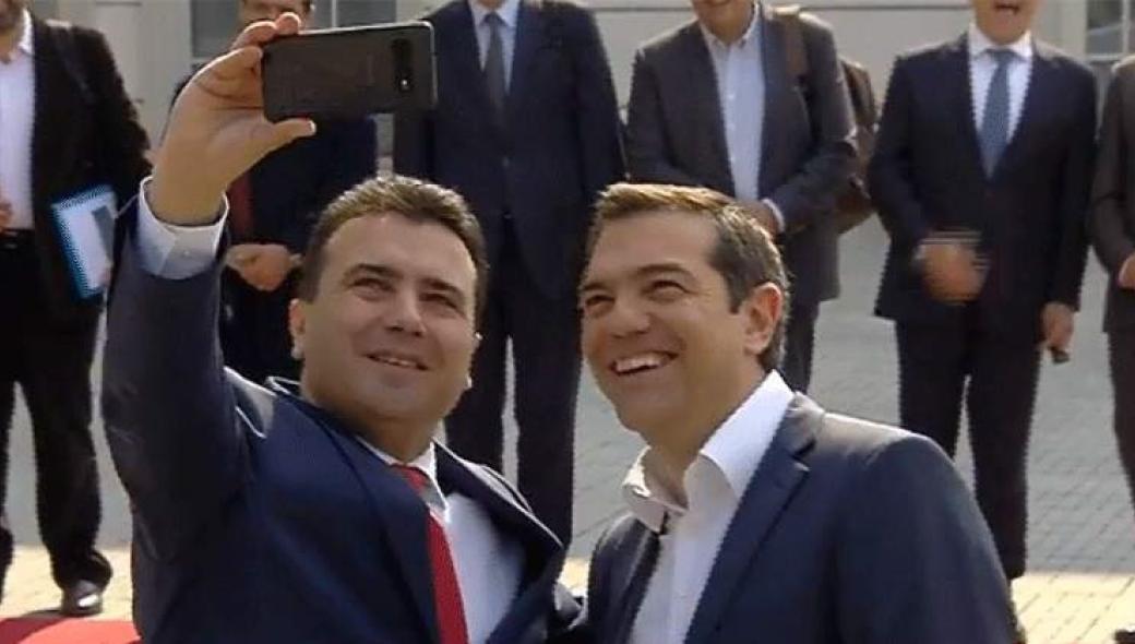 Ξεκίνησαν τις… selfie Τσίπρας και Ζάεφ (βίντεο)