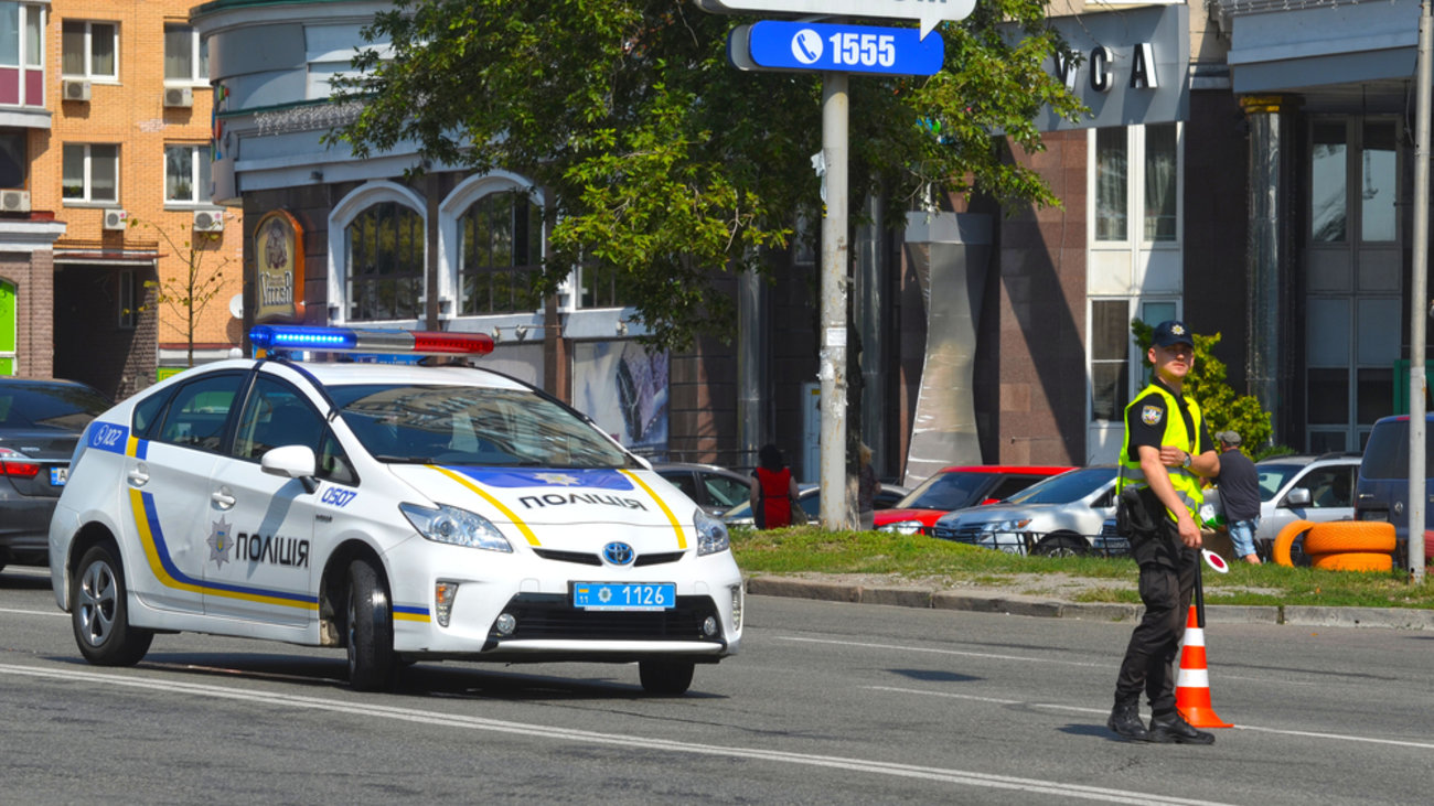 Αγόρι δύο ετών βρέθηκε δίπλα στους νεκρούς γονείς του δύο μέρες μετά τη δολοφονία της μάνας από τον πατέρα (φωτο)