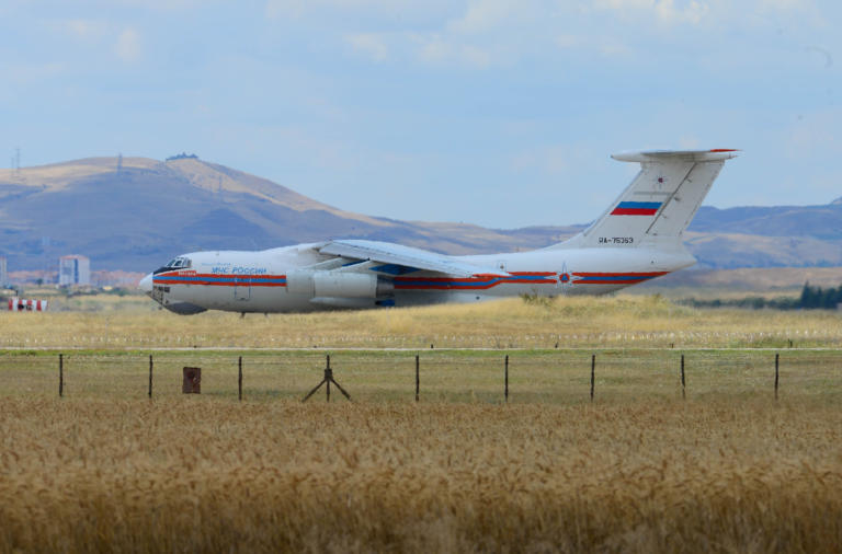 Φωτό & βίντεο από την άφιξη των S-400 – Περιχαρής ο Τσαβούσογλου: «Τώρα κανείς δεν μπορεί να μας εμποδίσει… »