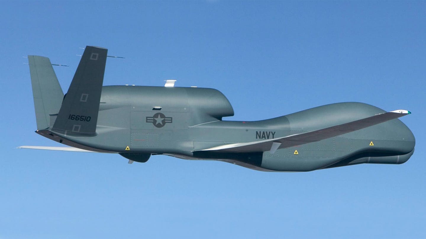 Προσγειώθηκε στην Ιταλία το πρώτο Global Hawk του ΝΑΤΟ