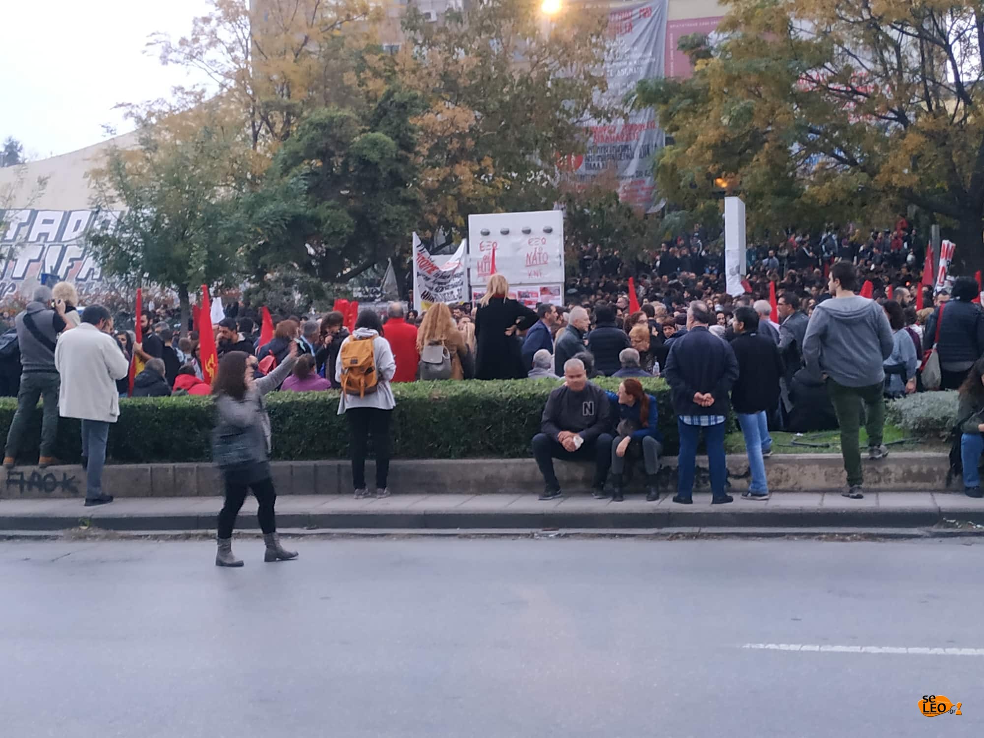 Πορεία αντιεξουσιαστών στο κέντρο της Θεσσαλονίκης – Με αφορμή την εκκένωση καταλήψεων