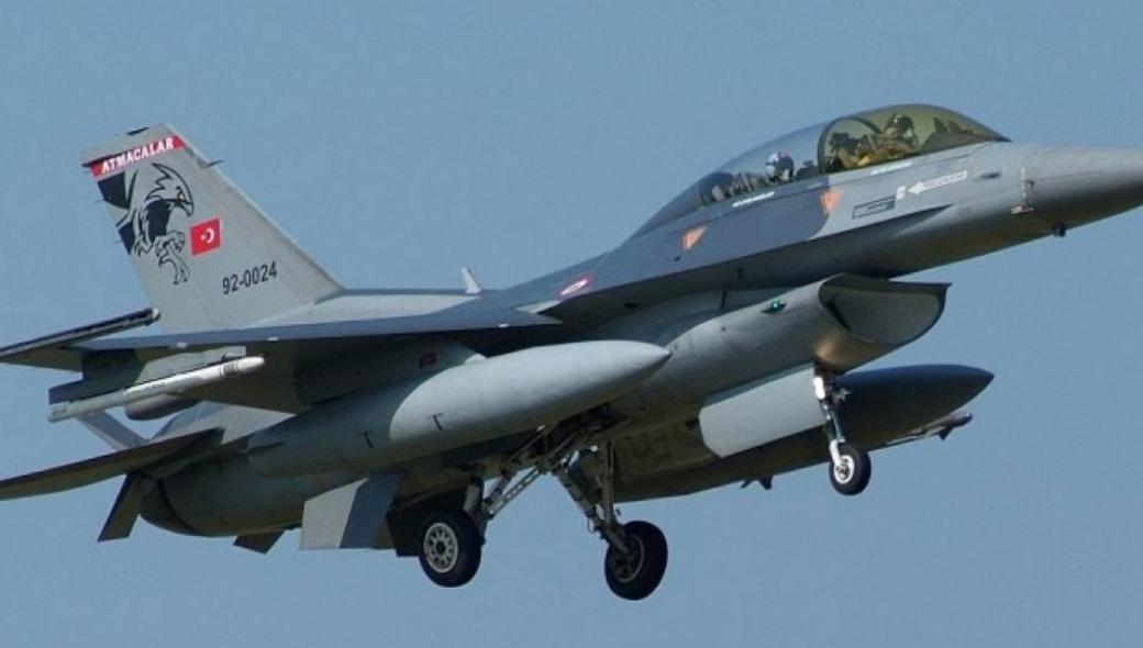 Τουρκικά F-16 πέταξαν πάνω από Οινούσσες και Παναγιά λίγο πριν την υπογραφή του EastMed