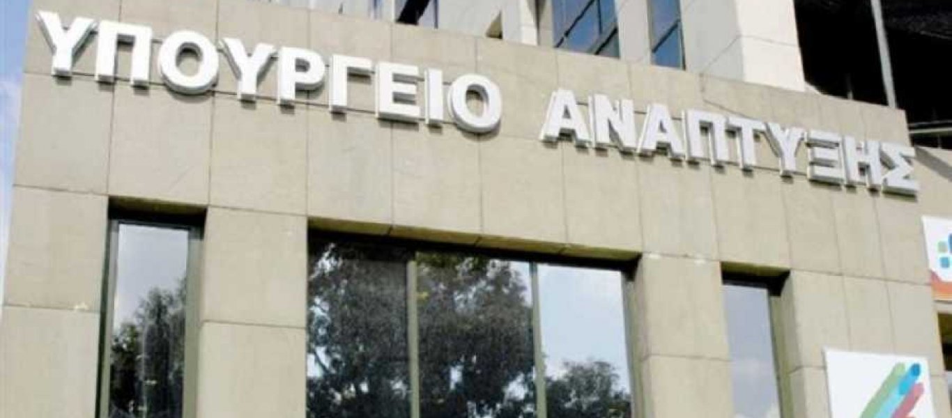 Οργή των εργαζομένων στα ναυπηγεία Ελευσίνας – Πάνε να τους φάνε λεφτά – Η χώρα χωρίς ναυπηγεία