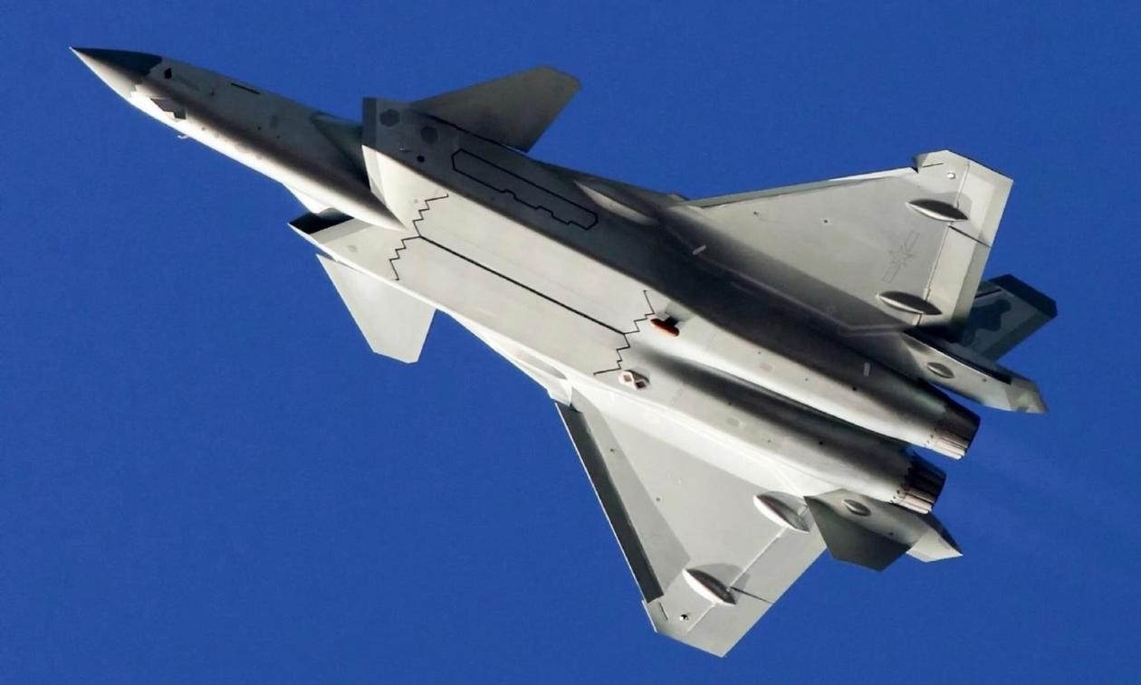 Chengdu J-20: Δύο χρόνια σε υπηρεσία συμπληρώνει  το κινεζικό μαχητικό stealth