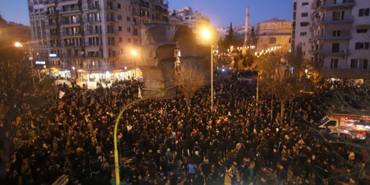 Θεσσαλονίκη: Επεισόδια μετά το συλλαλητήριο του ΠΑΟΚ (φώτο-βίντεο)