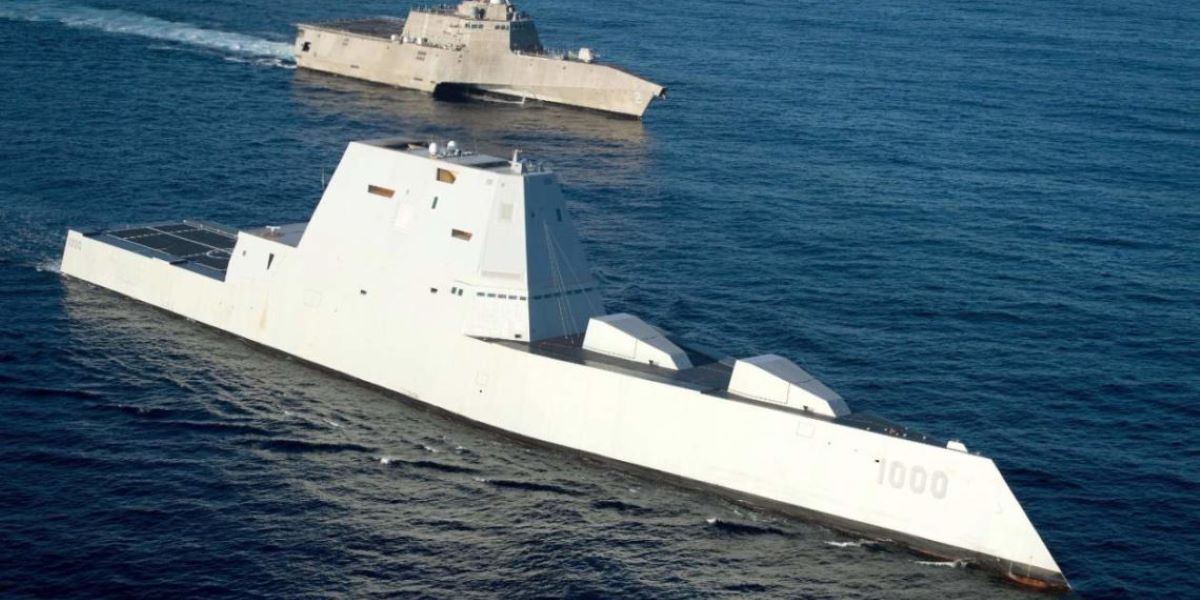 ΗΠΑ: «Φιάσκο» με το αντιτορπιλικό USS Zumwalt – Καθυστερεί η ένταξη του στις αμερικανικές ναυτικές δυνάμεις (φώτο)