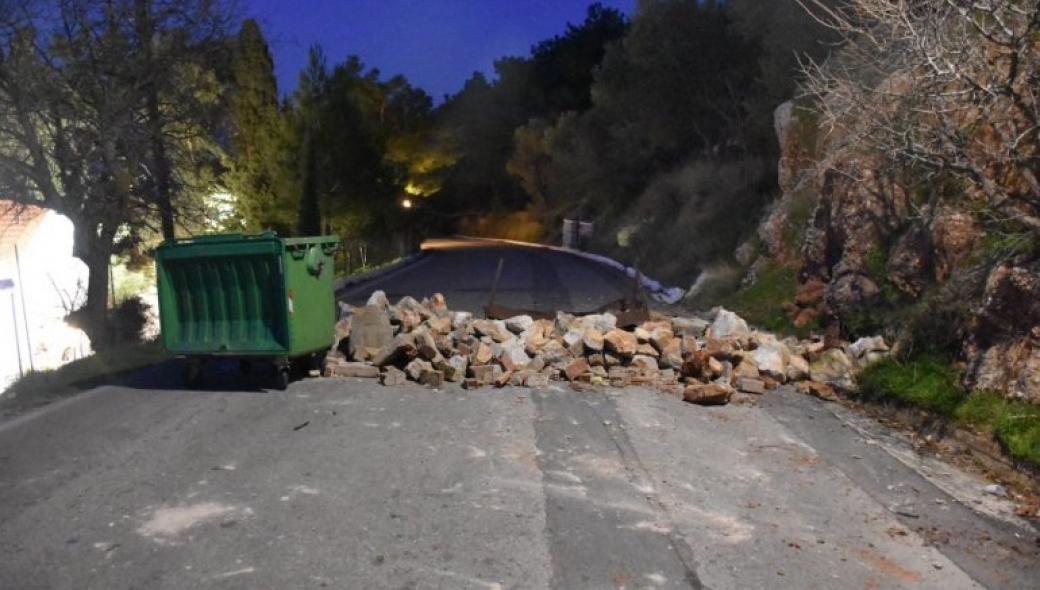 Εξέγερση των πολιτών στο Βροντάδο Χίου: Κτυπούν οι καμπάνες – Οι ιερείς καλούν σε αντίσταση – Τα πρώτα θύματα