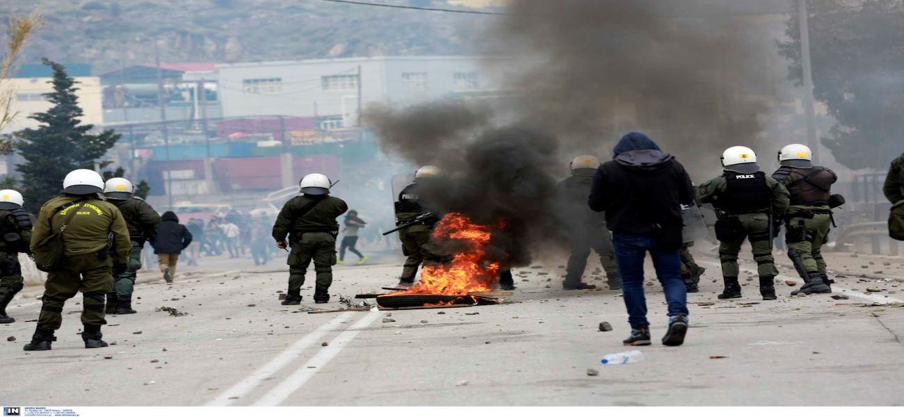 Μυτιλήνη: Νέα ντοκουμέντα από το σκηνικό «πολέμου» ανάμεσα σε ΜΑΤ και πολίτες (φώτο-βίντεο)