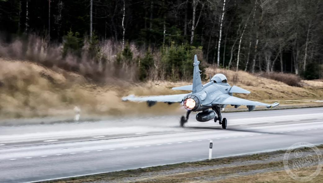 Gripen-E: Δοκιμές σε πολικό περιβάλλον