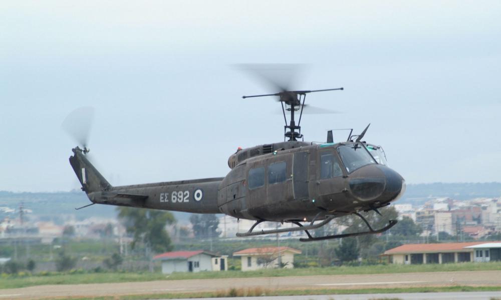 Απογευματινές πτήσεις UH-1H στην Ορεστιάδα – Έχει σχέση με την υπέρπτηση των τουρκικών F-16; (βίντεο)