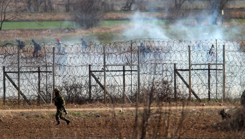 Επεκτείνεται ο φράχτης στον Έβρο μετά τη συντονισμένη επιχείρηση της Τουρκίας να παραβιάσει τα σύνορα