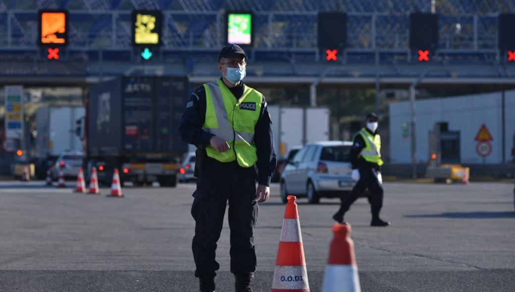 Στις 109 ανήλθαν οι παραβάσεις την Μ.Παρασκευή παρά την απαγόρευση κυκλοφορίας – Αφαίρεσαν 56 πινακίδες