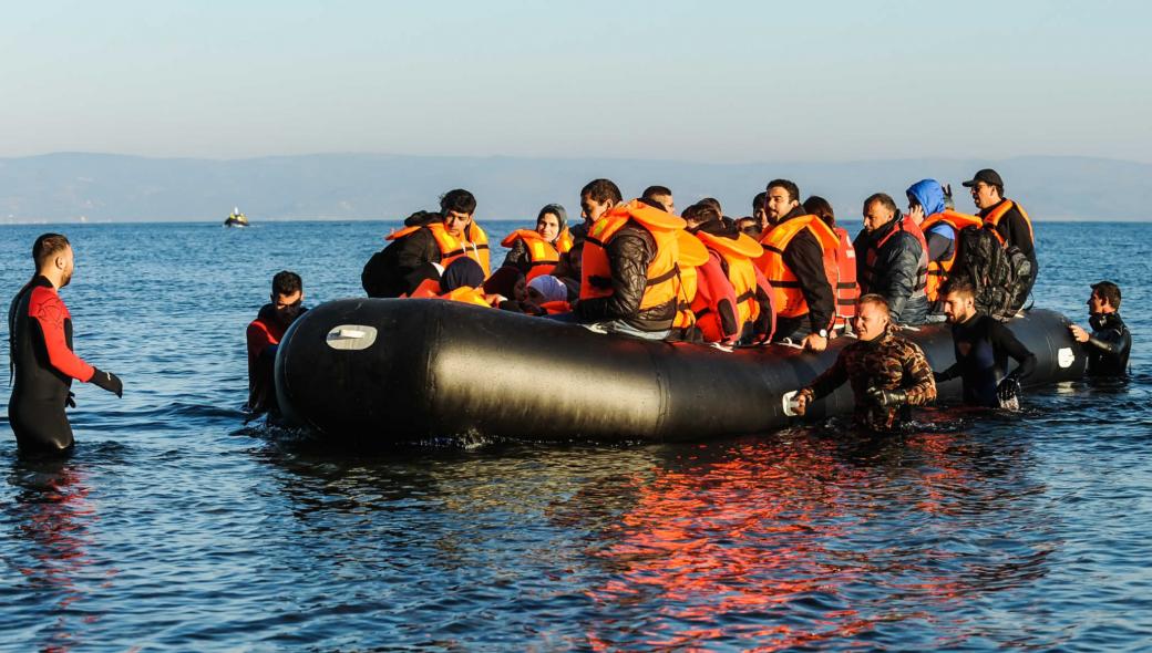 Λέσβος: Έφτασε βάρκα με 50 αλλοδαπούς – Η πρώτη μετά την 1η Απριλίου