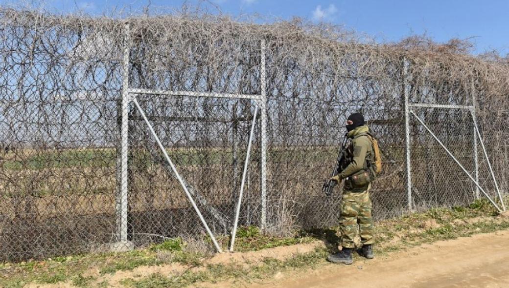 Με μεταλλικό λεπιδοφόρο φράχτη θωρακίζεται ο Έβρος – Οι τακτικές στην απέναντι όχθη του νέου Τούρκου διοικητή (βίντεο)