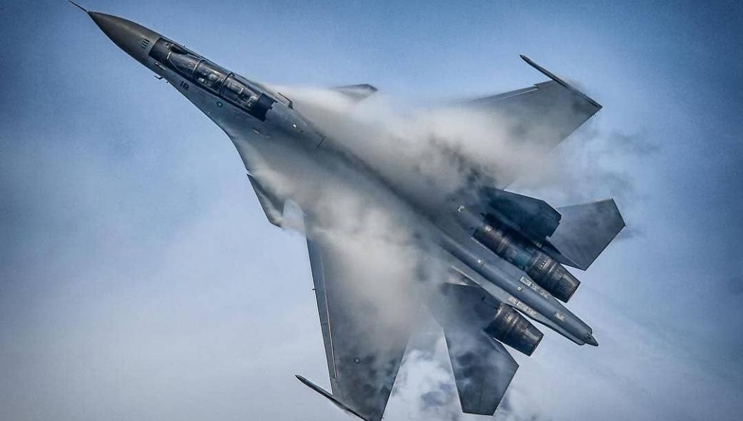 Su-30MK: Η περίφημη επίδειξη του ρωσικού μαχητικού στο Le Bourget