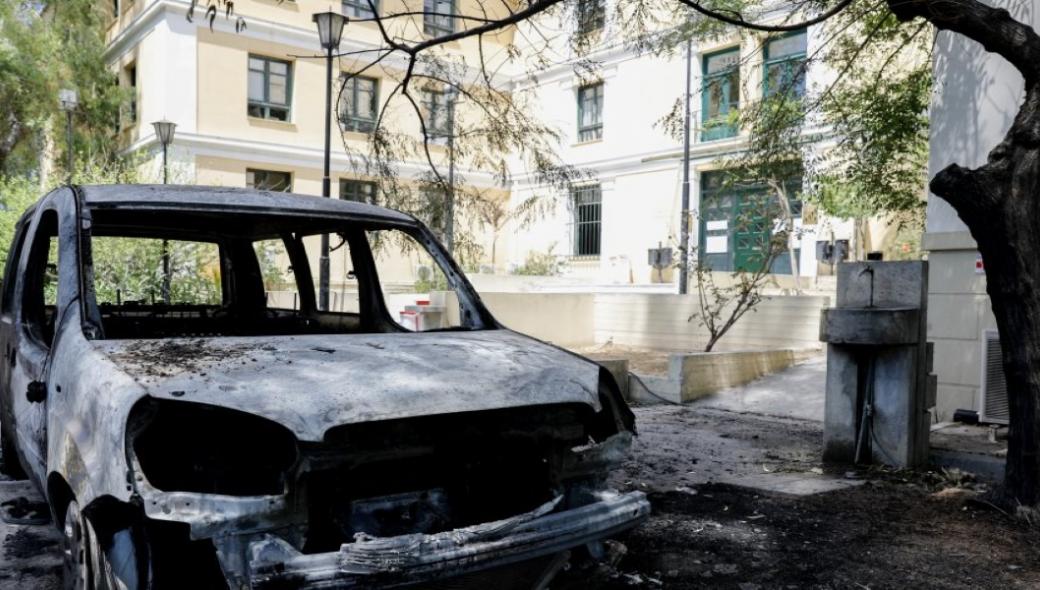 Η Ένωση Εισαγγελέων για την εμπρηστική επίθεση στην Ευελπίδων