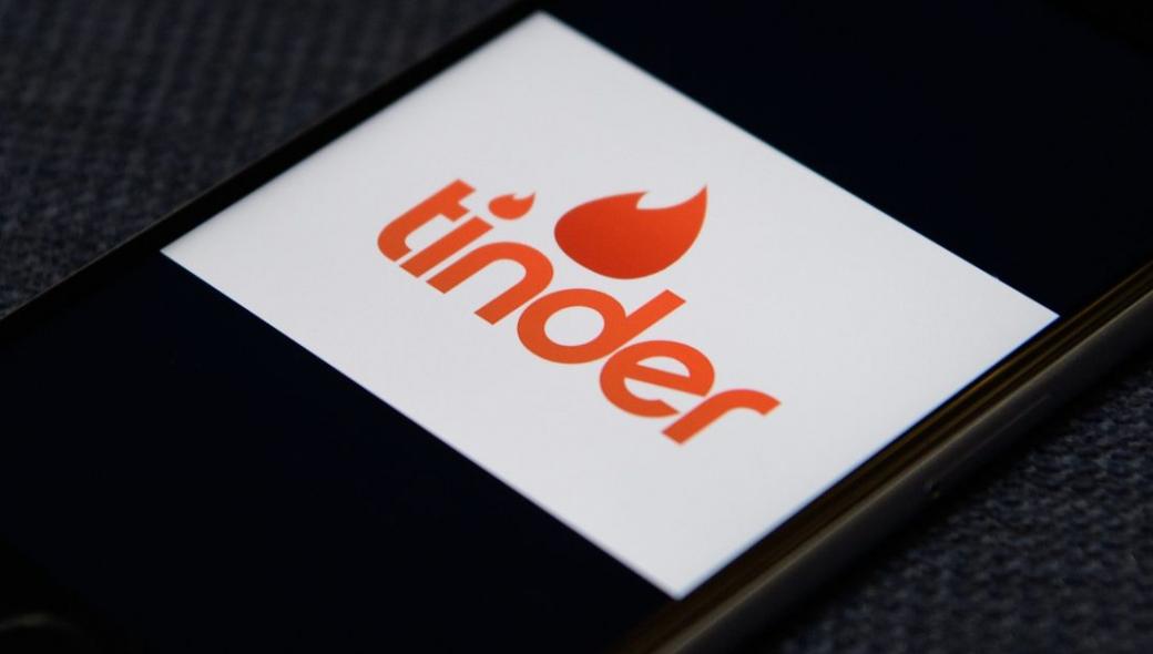 Έκλεισαν ραντεβού μέσω Tinder και την… στραγγάλισε – «Πάλεψε για τη ζωή της»