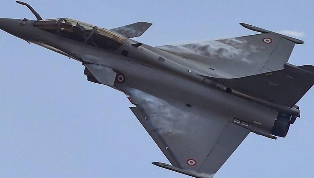 Άδεια από τη γαλλική κυβέρνηση είχε πάρει τo Rafale που έσπασε το φράγμα του ήχου στο Παρίσι