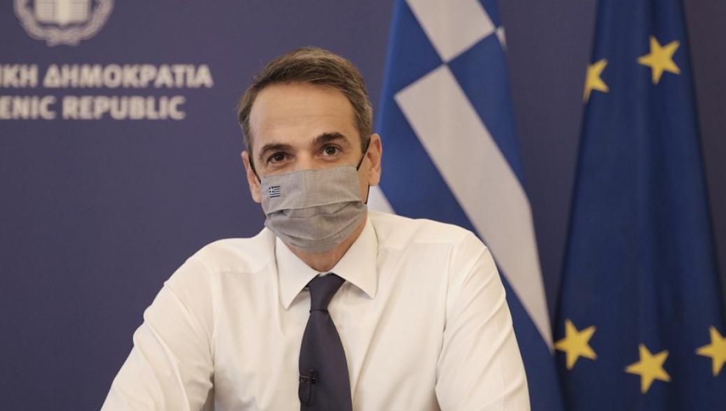 Πολυτεχνείο: Στεφάνι στο μνημείο της εξέγερσης κατέθεσε ο Κυριάκος Μητσοτάκης