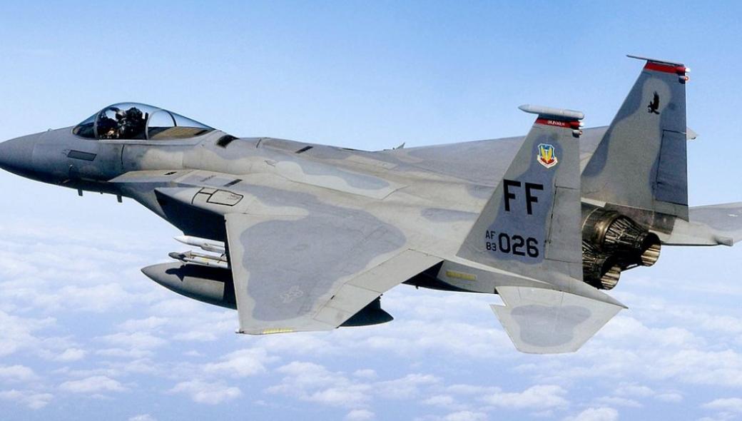 F-15 Eagle σε σπάνιο βίντεο με δοκιμές και πτήσεις από το 1977