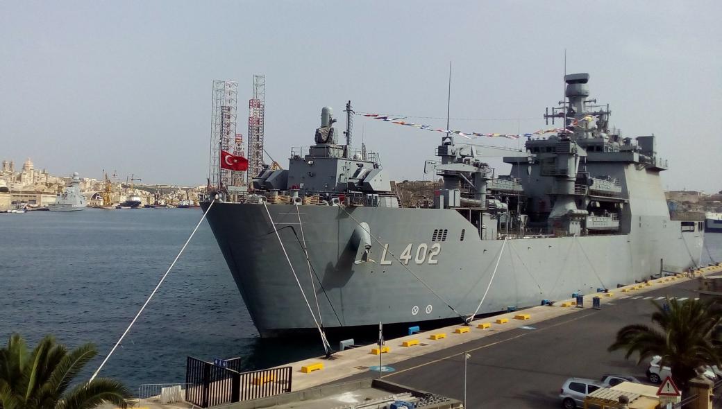 TCG Bayraktar: Στη δημοσιότητα φωτογραφία από το εσωτερικό του αποβατικού σκάφους