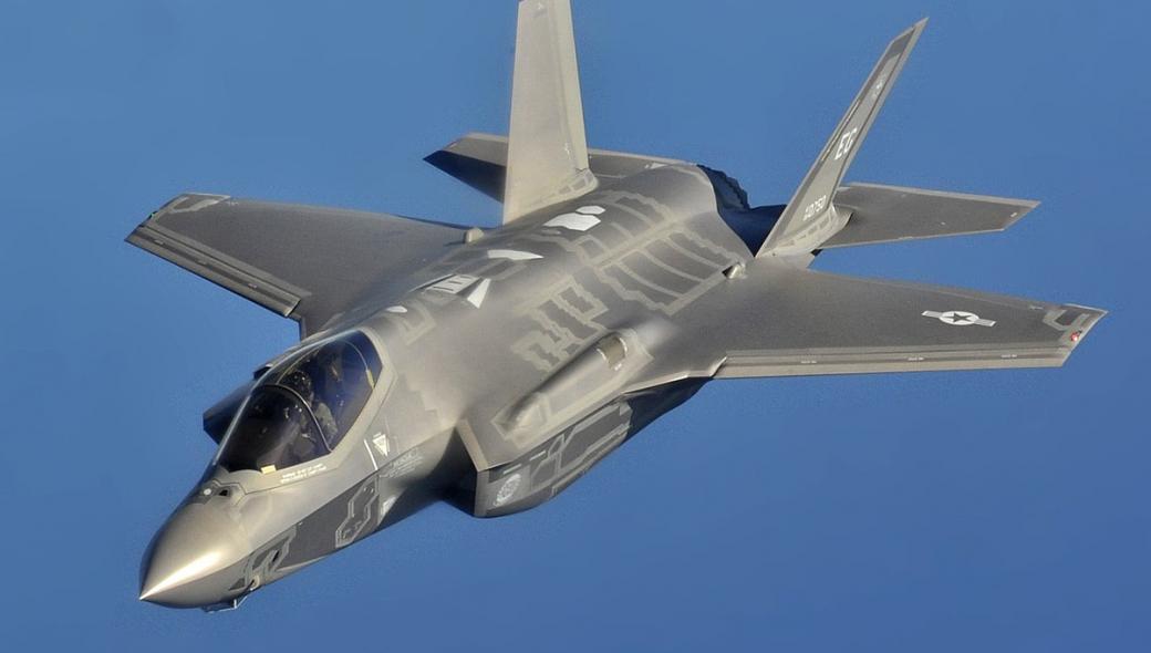 Σημαντικές περικοπές στον αριθμό των F-35 που θα αποκτήσει η αμερκανική Αεροπορία