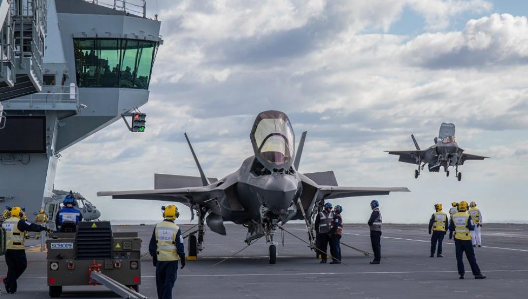 Ιαπωνία: Δύο αμερικανικά F-35B Lightning II  χρησιμοποίησαν με επιτυχία τα ιαπωνικά «αεροπλανοφόρα»