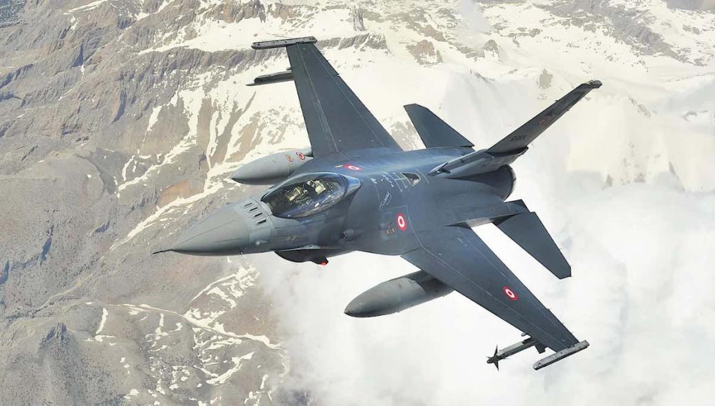 Τουρκικά F-16 πέταξαν πάνω από τις Οινούσσες