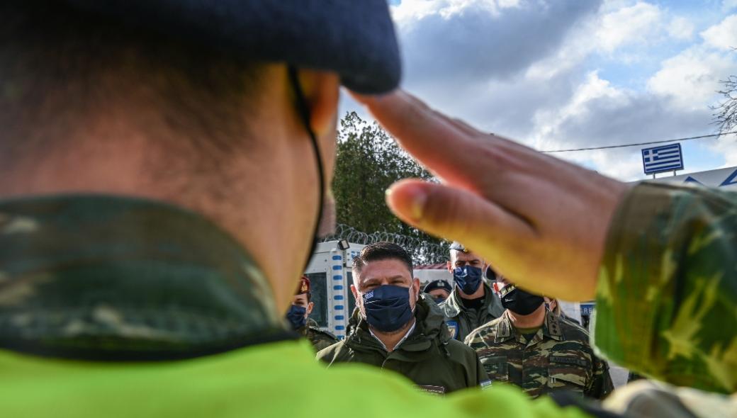 Τουρκικά ΜΜΕ: Επίθεση στον ΥΦΕΘΑ – «Πέταξε σε αποστρατικοποιημένα νησιά»