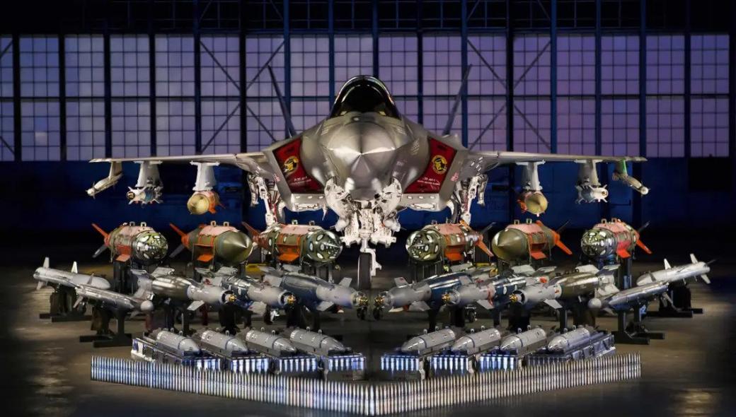 F-35A για την ΠΑ αλλά με τι όπλα: Τι μπορούν να πάρουν τι δεν θα δώσουν οι ΗΠΑ