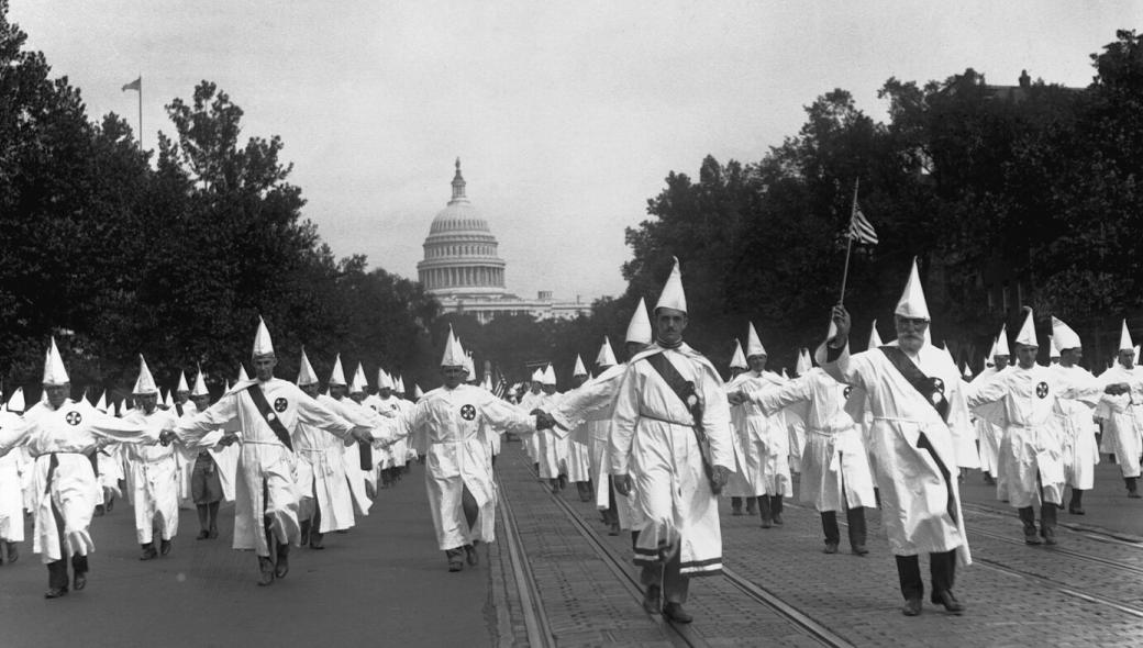 Ουκρανοί νεοναζί στο Στρατό: Σαν την Ku Klux Klan στις αμερικανικές ένοπλες δυνάμεις