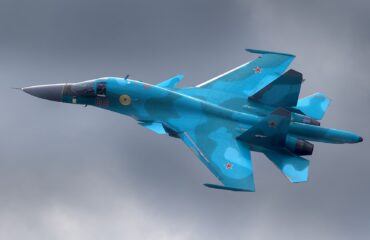 Ρωσικά μαχητικά υποστρατηγικής κρούσης Su-34 «λιώνουν» με κατευθυνόμενες εναέριες βόμβες FAB-500 ουκρανικές μονάδες