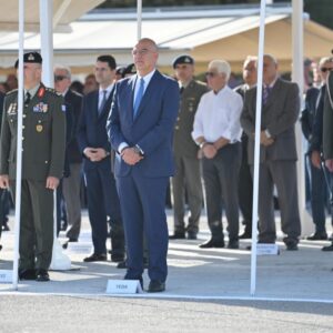 Ν.Δένδιας από Θήβα για αλλαγές στην στρατιωτική θητεία: «Σύγχρονος εξοπλισμός και εθελοντική στράτευση των γυναικών»