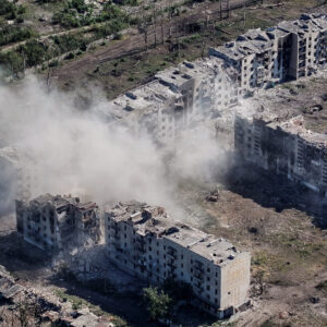 Ζήτημα χρόνου η κατάληψη του Τσάσιβ Γιαρ: Οι Ρώσοι έκοψαν τον ανεφοδιασμό των Ουκρανών στο κέντρο της πόλης